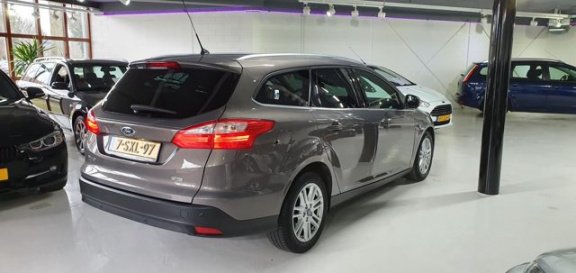 Ford Focus Wagon - 1.6 TDCI ECOnetic Titanium 1E EIGENAAR LEDER KEYLESS PARK ASSIST BLUETOOTH NAVI N - 1