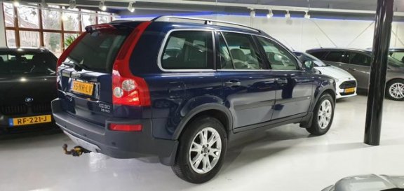 Volvo XC90 - 2.4 D5 Exclusive AUTOMAAT REVISIE NWE D-RIEM 7-PERS 4X4 LEDER APK 12-2020 - 1