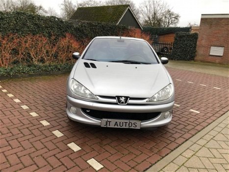 Peugeot 206 CC - 1.6-16V Leer airco distributie riem vervangen - 1