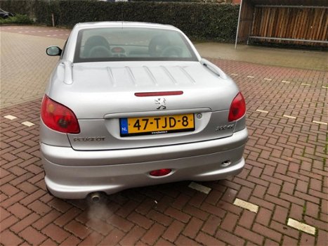 Peugeot 206 CC - 1.6-16V Leer airco distributie riem vervangen - 1