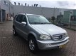 Mercedes-Benz M-klasse - 270 CDI AIRCO / 5 PERSOONS / AUT / LEDER / RADIO CD MP3 AUX / ELEKTRISCH PA - 1 - Thumbnail