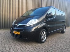 Opel Vivaro - 2.5 CDTI L2H1 DC AIRCO / APK 07-2020 / EDITION PAKKET / RADIO CD / VELGEN / TREKHAAK