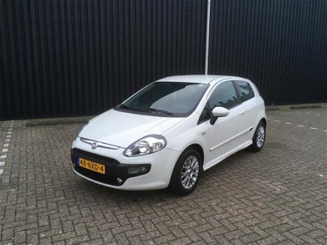 Fiat Punto Evo - 1.3 M-Jet Dynamic AIRCO / VELGEN / SPORTPAKKET / RADIO CD MP3 AUX / ELEKTRISCH PAKK - 1