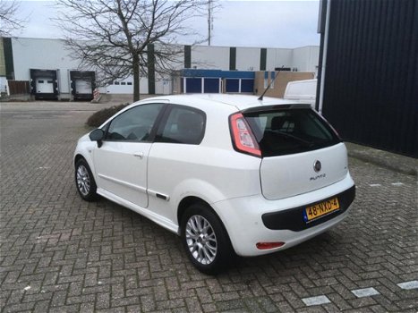 Fiat Punto Evo - 1.3 M-Jet Dynamic AIRCO / VELGEN / SPORTPAKKET / RADIO CD MP3 AUX / ELEKTRISCH PAKK - 1