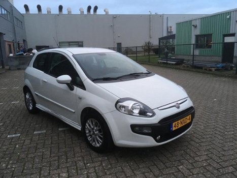 Fiat Punto Evo - 1.3 M-Jet Dynamic AIRCO / VELGEN / SPORTPAKKET / RADIO CD MP3 AUX / ELEKTRISCH PAKK - 1