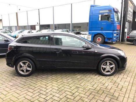 Opel Astra GTC - 1.3 CDTi Business GTC Navigatie zuinig car pass 181000 originele - 1