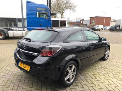 Opel Astra GTC - 1.3 CDTi Business GTC Navigatie zuinig car pass 181000 originele - 1