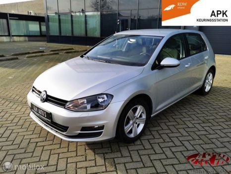 Volkswagen Golf - 1.2 TSI Comfortline, PDC, Stoel Verw - 1