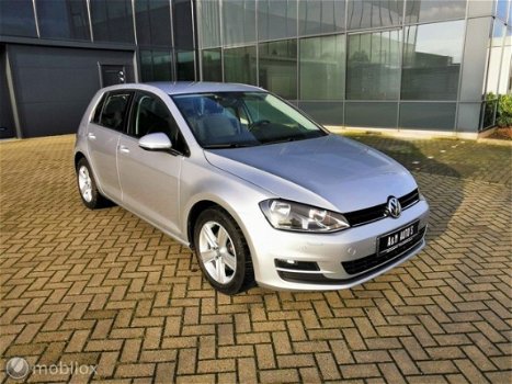 Volkswagen Golf - 1.2 TSI Comfortline, PDC, Stoel Verw - 1