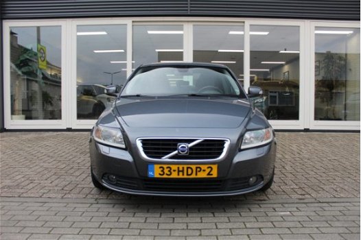 Volvo S40 - 2.0D Edition I, 136 PK, NAVIGATIE, CRUISE CONTROL, TREKHAAK, MEENEEMPRIJS - 1