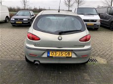 Alfa Romeo 147 - 2.0 T.Spark Distinctive