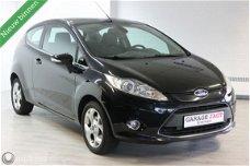 Ford Fiesta - 1.4 Titanium 15' Lm velgen, parkeersensoren