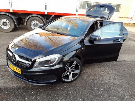 Mercedes-Benz A-klasse - 250 AMG PAKKET /AUTOMAAT /3 E EIGENAAR /RIJD ZEER GOED /APK 07-01-2021 - 1