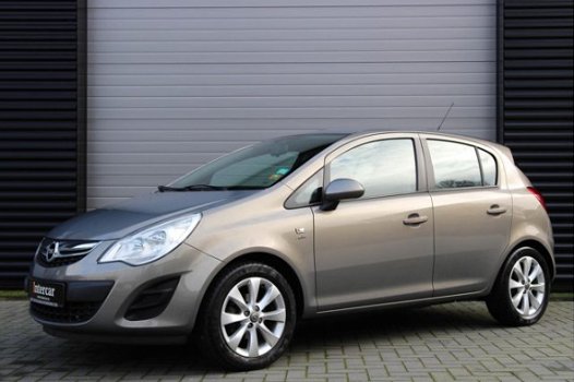 Opel Corsa - 1.4-16V Active 5-deurs Airco / 16