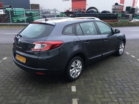 Renault Mégane Estate - 1.5 dCi Expression Nette, goed onderhouden en zuinige gezinsauto NIEUWE APK - 1