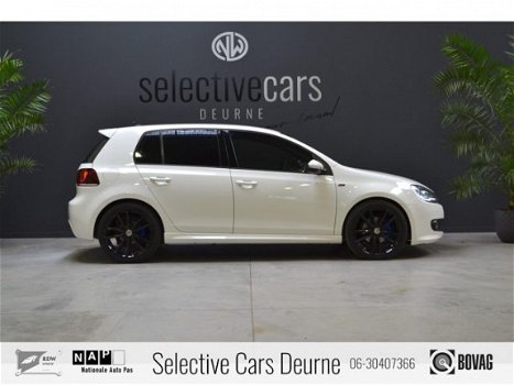 Volkswagen Golf - 2.0 TDI R-line - 1