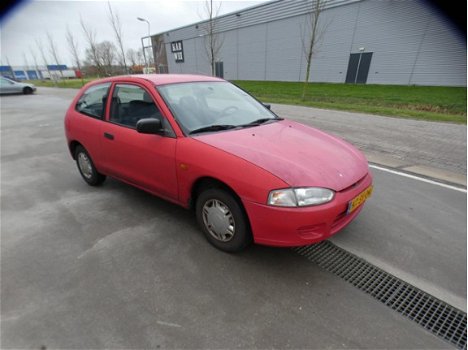 Mitsubishi Colt - 1.3 GLi / 3 MND APK / RIJDT GOED - 1