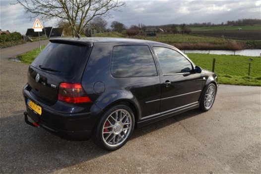 Volkswagen Golf - 1.8-20V Turbo GTI - 1