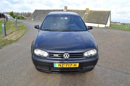 Volkswagen Golf - 1.8-20V Turbo GTI - 1