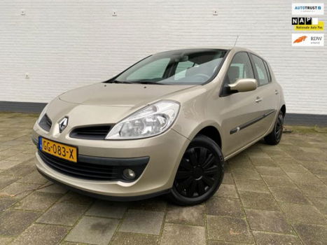 Renault Clio - 1.6-16V Dynamique Comfort Cruise control/PDC achter/Climat/Alarm/Onderhoudshistorie - 1