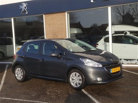 Peugeot 208 - 1.2 VTi 82PK 5D Envy navi parkeerhulp cruise- en climate control bluetooth USB - 1