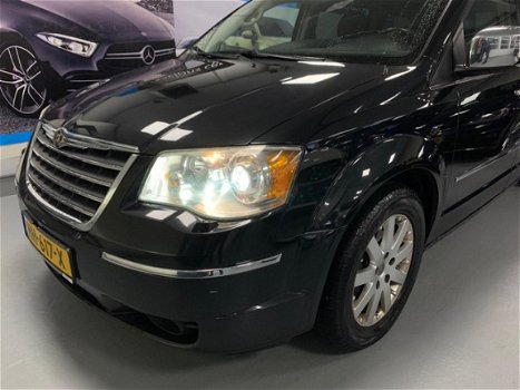 Chrysler Grand Voyager - 2.8 CRD Limited 7-PERSOONS BOMVOL - 1