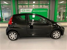 Peugeot 107 - 1.0-12V XS