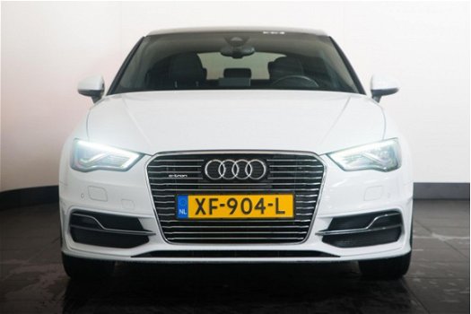 Audi A3 Sportback - 1.4 TFSI Hybrid e-tron Ambiente Phev panorama-dak sport-leder select drive Excl - 1