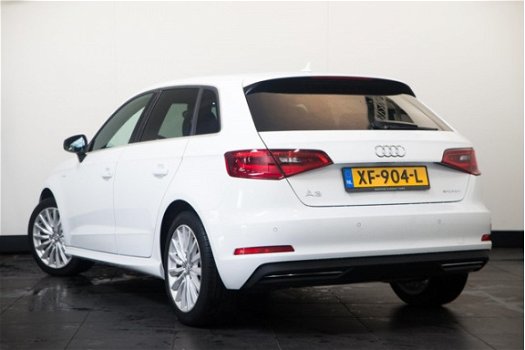 Audi A3 Sportback - 1.4 TFSI Hybrid e-tron Ambiente Phev panorama-dak sport-leder select drive Excl - 1