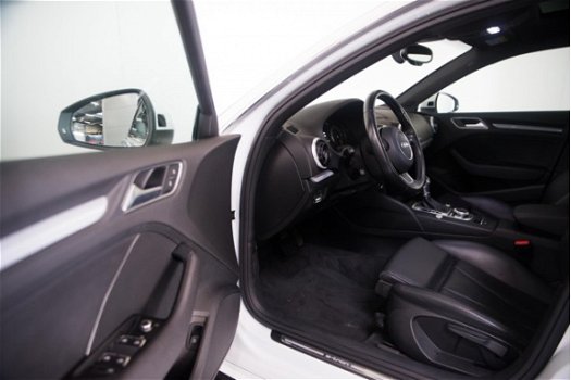 Audi A3 Sportback - 1.4 TFSI Hybrid e-tron Ambiente Phev panorama-dak sport-leder select drive Excl - 1