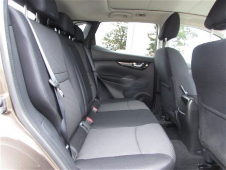 Nissan Qashqai - DIG-T 163 N-Connecta * DESIGN PACK * STOELVERWARMING * 100% DEALER ONDERHOUDEN - 1