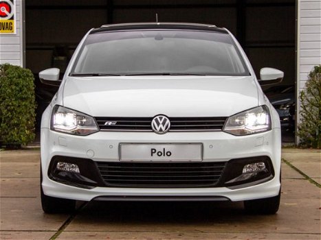 Volkswagen Polo - 1.2 TSI DSG 110pk R-line, Pano, Navi, LED, Stoelverwarming - 1