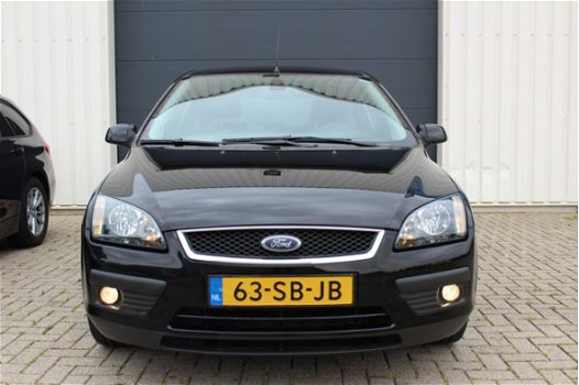 Ford Focus - 1.6-16V Futura, Dealer onderhouden Airco, Cruise control - 1