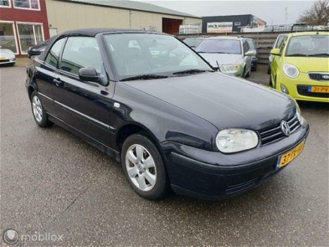 Volkswagen Golf Cabriolet - 2.0 Classicline - 1