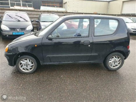 Fiat Seicento - 1.1 SPI 1999 Zwart ST BEKR APK OKT 2020 1.1 SPI 1999 Zwart ST BEKR APK OKT 2020 - 1