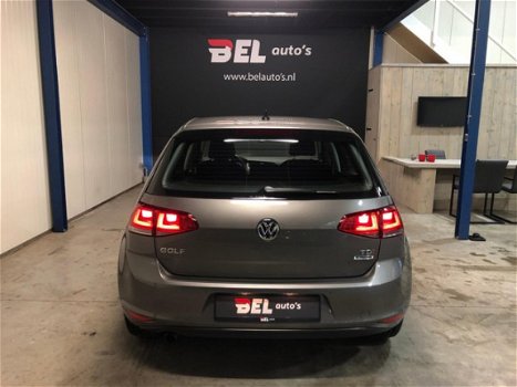 Volkswagen Golf - 1.6 TDI Comfortline Groot Navi, Lage KM stand, PDC, BTW auto, NAP, Dealeronderh, 1 - 1