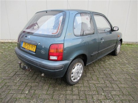 Nissan Micra - 1.0 LX - 1