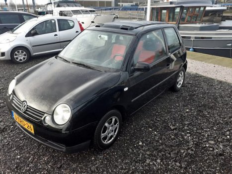 Volkswagen Lupo - 1.0 Comfortline Met open dak VASTE PRIJS nog nette vw lupo rijd en schakelt zeer g - 1