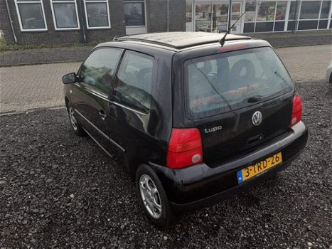 Volkswagen Lupo - 1.0 Comfortline Met open dak VASTE PRIJS nog nette vw lupo rijd en schakelt zeer g - 1