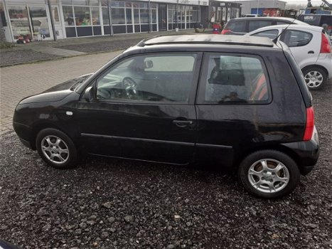 Volkswagen Lupo - 1.0 Comfortline Met open dak VASTE PRIJS nog nette vw lupo rijd en schakelt zeer g - 1