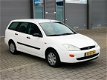 Ford Focus Wagon - 1.4-16V Ambiente - 1 - Thumbnail