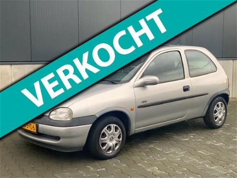 Opel Corsa - 1.4i CDX Nieuwe apk - 1