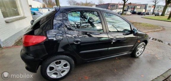 Peugeot 206 - 1.4 XT - 1