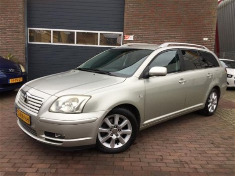 Toyota Avensis Wagon - 2.2 D-4D Linea Luna Climate / 1e Eig - 1