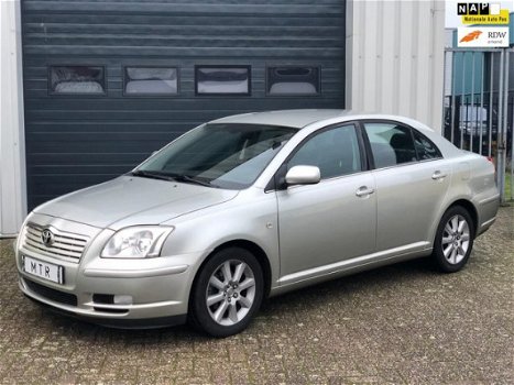 Toyota Avensis - 1.8 VVTi Linea Luna 2003 CLIMA - 1