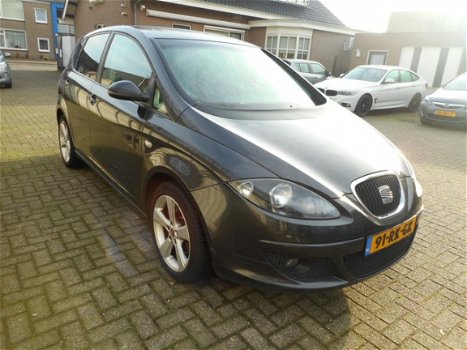 Seat Altea - 2.0 TDi sportuitvoering met defect - 1