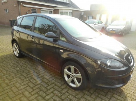 Seat Altea - 2.0 TDi sportuitvoering met defect - 1