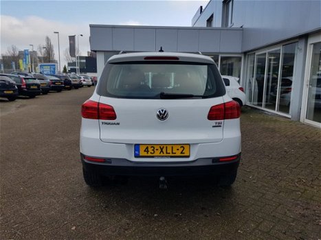 Volkswagen Tiguan - 1.4 TSI Comfort&Design 4Motion - 1