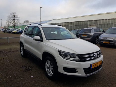 Volkswagen Tiguan - 1.4 TSI Comfort&Design 4Motion - 1