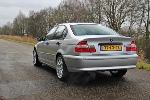 BMW 3-serie - 316i Black & Silver | 18 inch Lichtmetaal | APK - 1